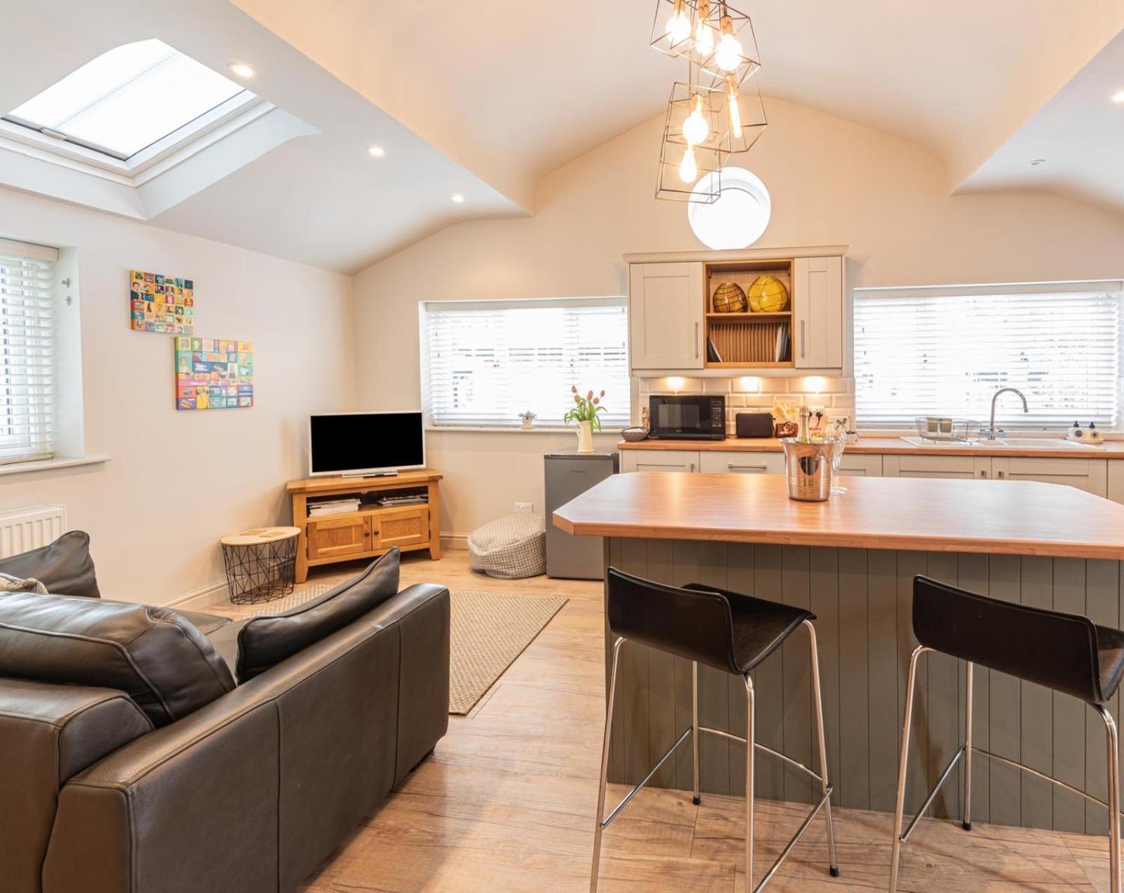 Quiet Self Contained Cottage Near Delamere Forest Cuddington  Екстериор снимка